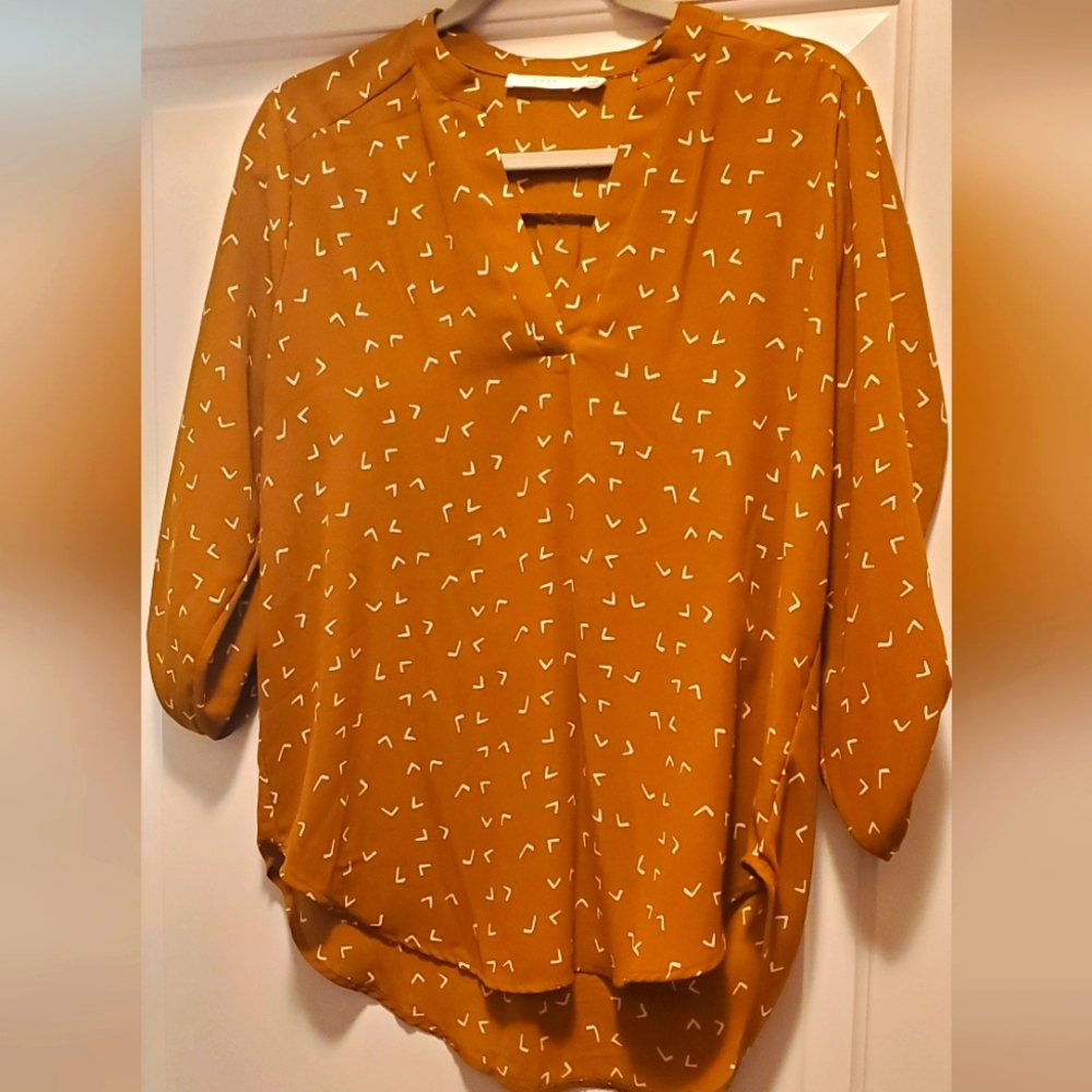 Gold blouse (M)